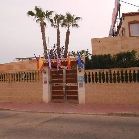 Apartahotel Laguna Salada
