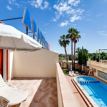 Apartahotel Laguna Salada
