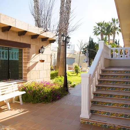 Apart Otel Laguna Salada *